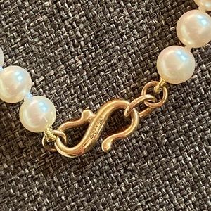 James Avery pearl necklace with 14k gold clasp. Never worn.